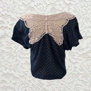 vintage papaya‎ polka dot short sleeve top with butterfly crochet back